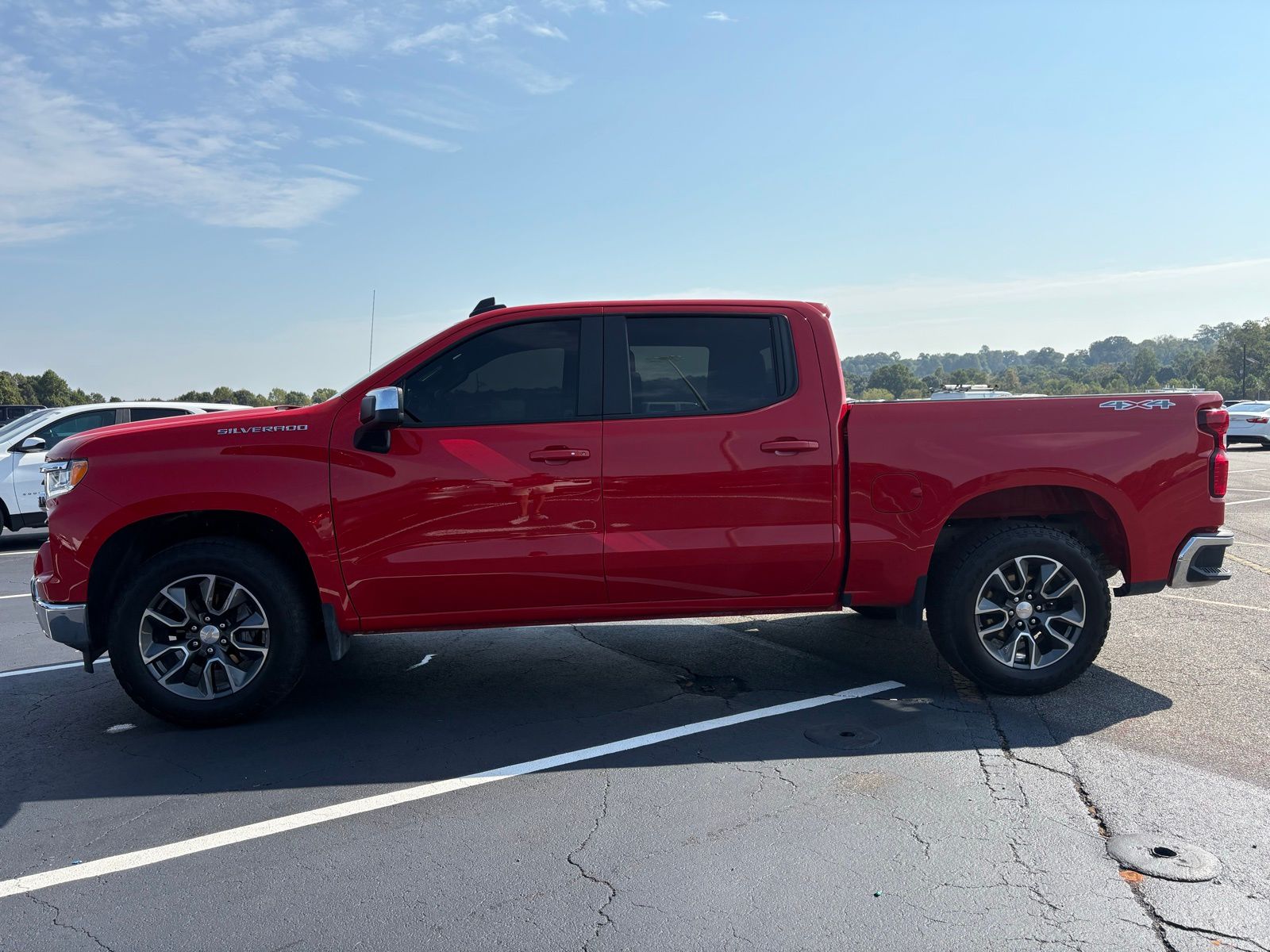 2024 Chevrolet Silverado 1500 LT photo 2