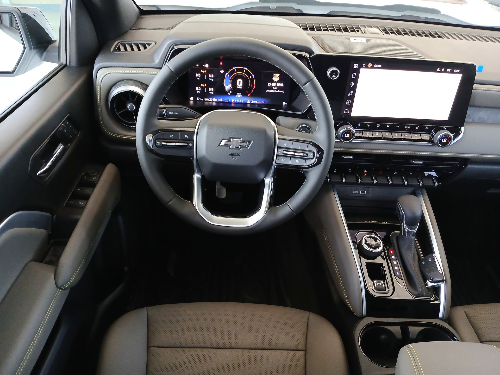 2025 Chevrolet Colorado ZR2 photo 12