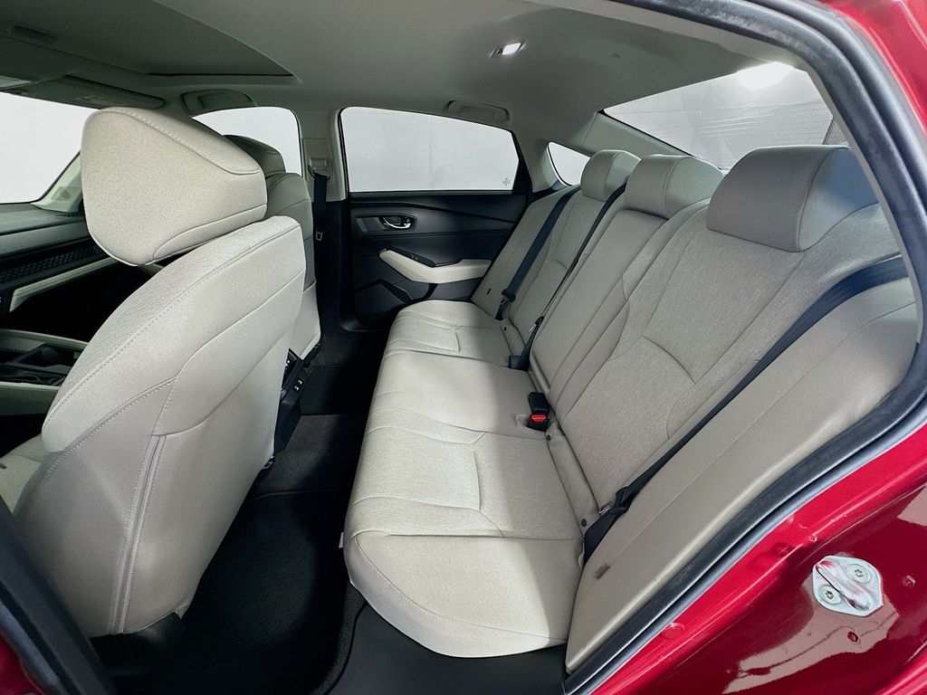 2025 Honda Accord 1.5T SE photo 23