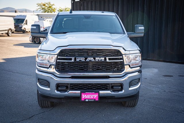 2024 Ram 3500 Tradesman photo 2