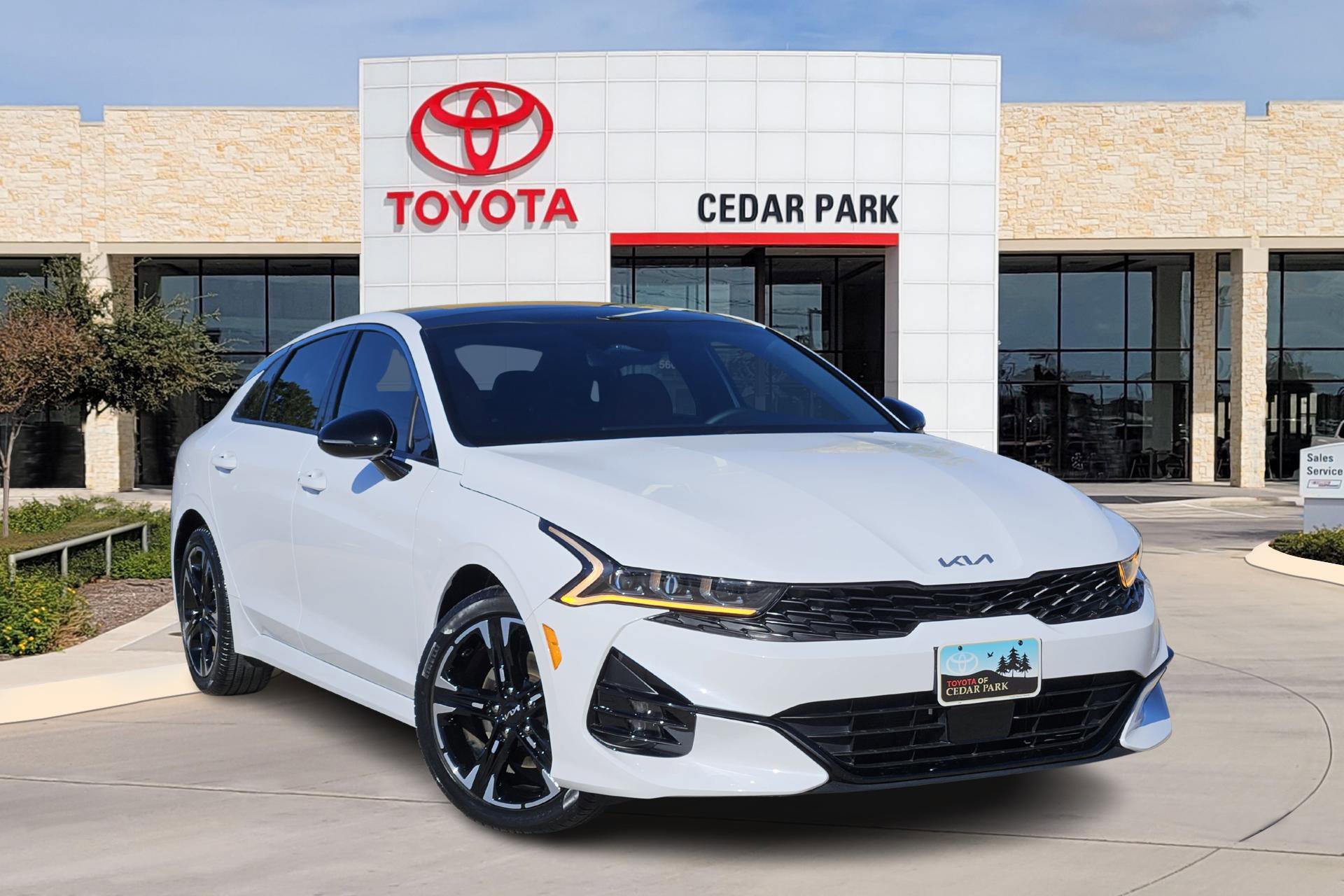 2022 Kia K5 GT-Line's photo