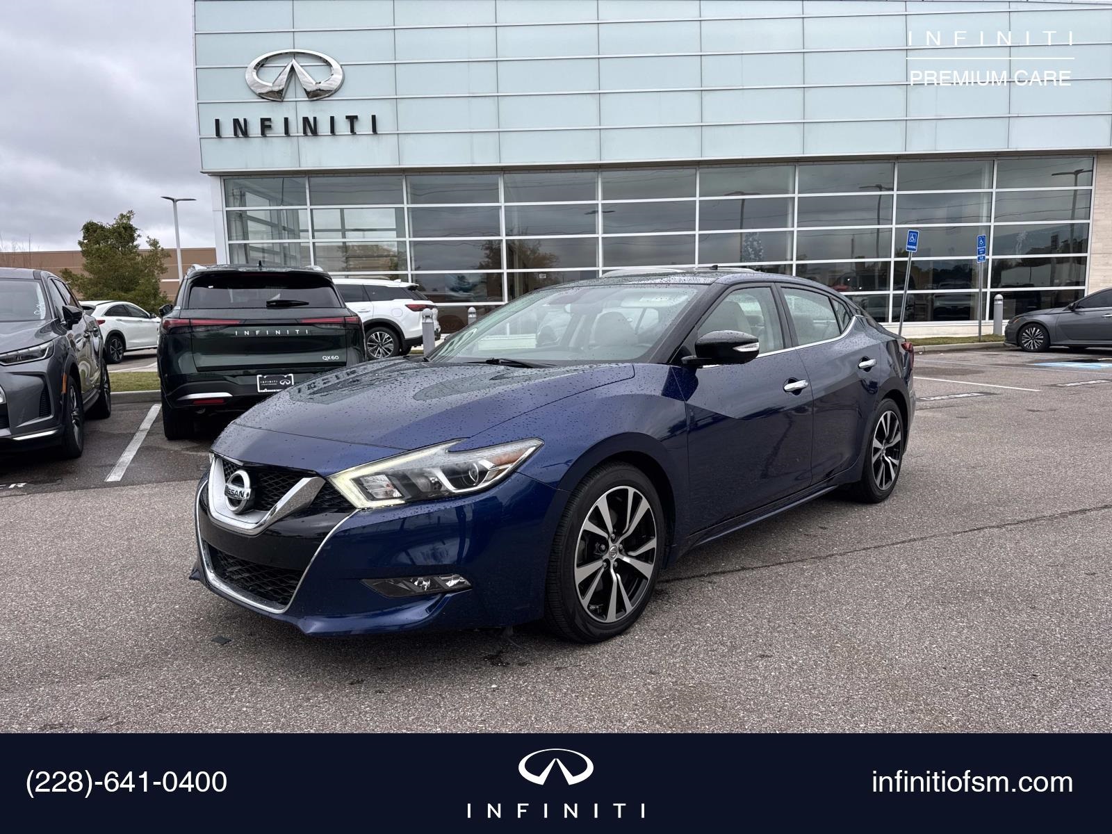 2017 Nissan Maxima Platinum's photo