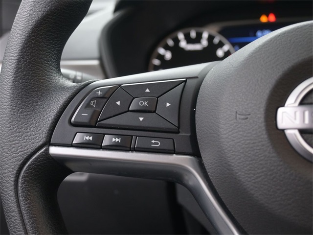 2024 Nissan Altima 2.5 SV photo 2
