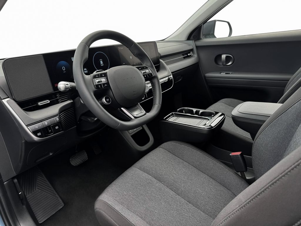 2025 Hyundai Ioniq 5 SE photo 8