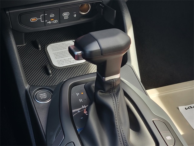 2025 Kia K4 GT-Line photo 21