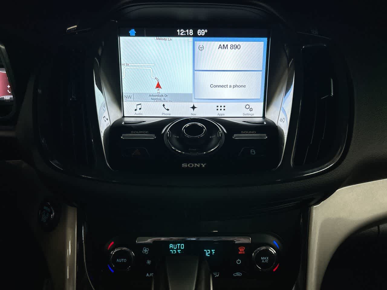 2016 Ford C-Max Energi SEL photo 26