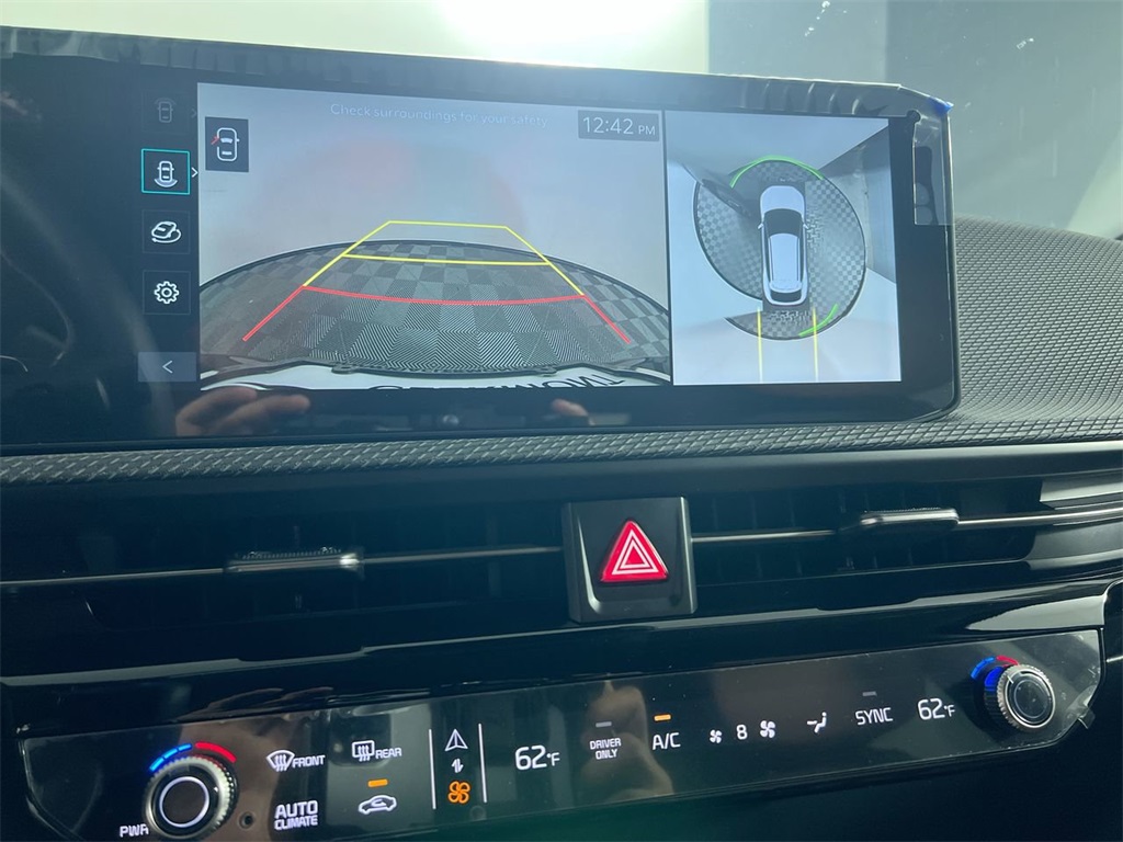 2025 Kia EV6 Wind photo 25