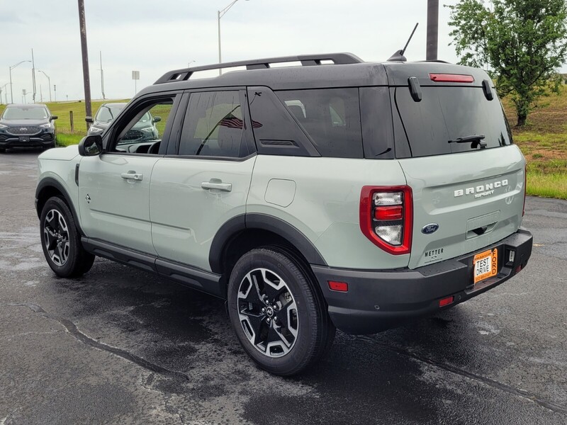2024 Ford Bronco Sport Outer Banks photo 8