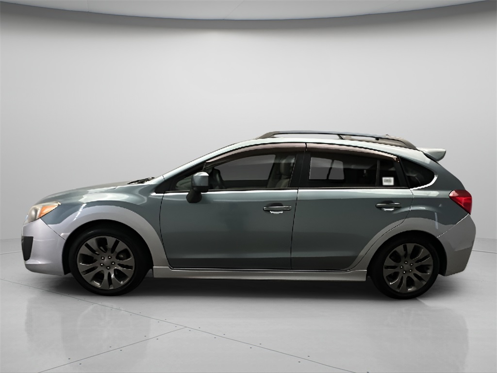 2012 Subaru Impreza 2.0i Sport Limited photo 2