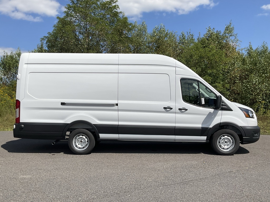 2025 Ford Transit photo 22