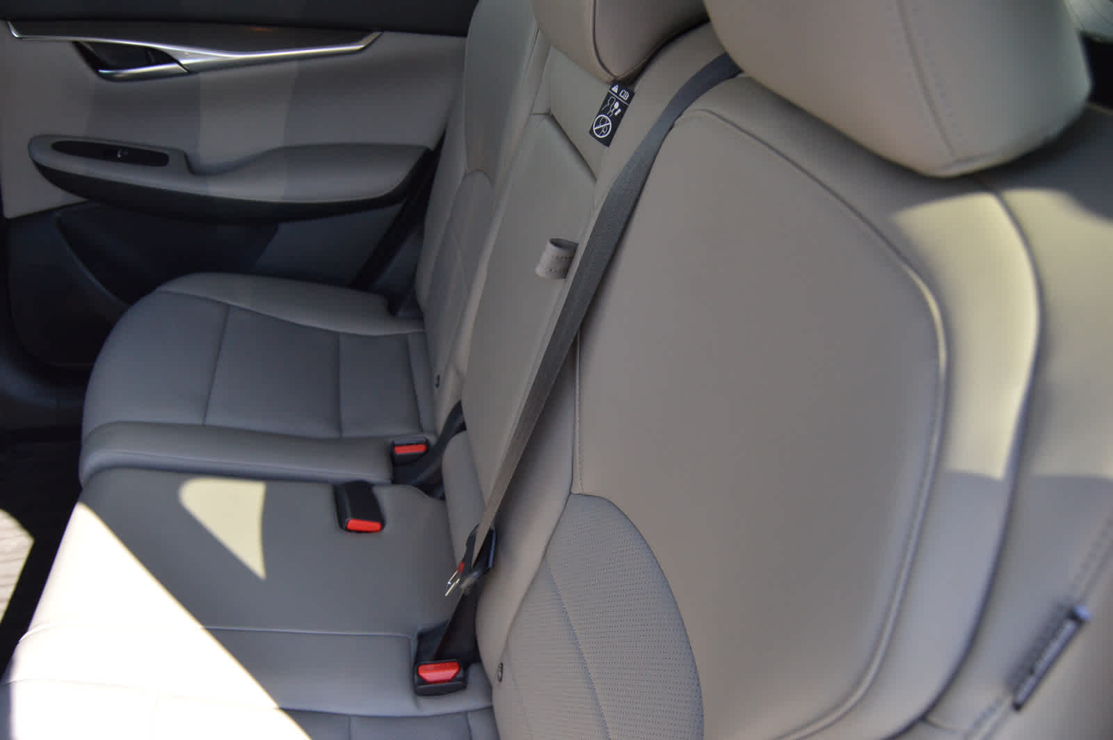 2025 Infiniti QX50 Luxe photo 21