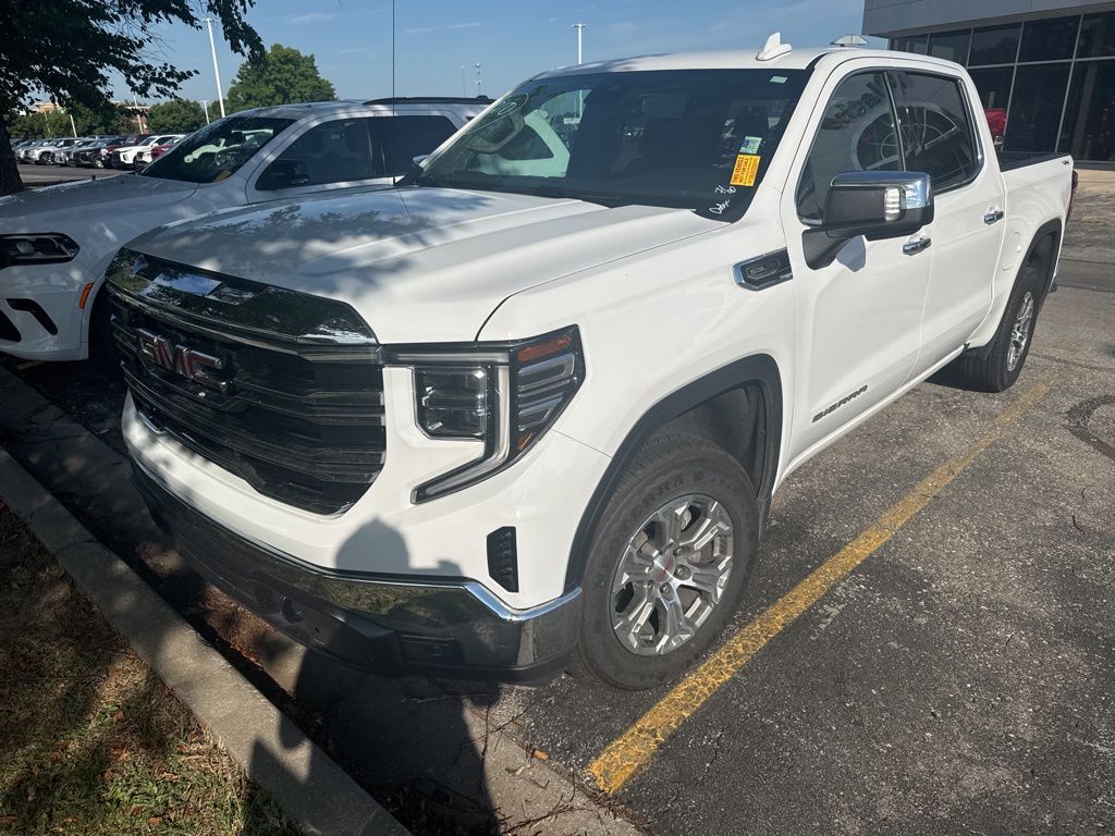 Used 2024 GMC Sierra 1500 SLT with VIN 3GTUUDED4RG312341 for sale in Kansas City