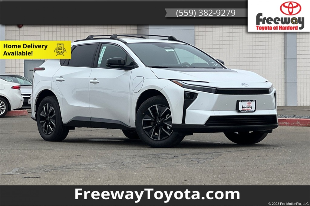 2026 Toyota bZ XLE's photo