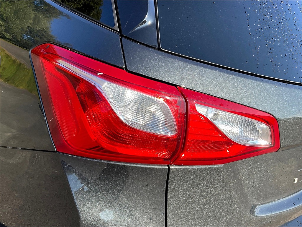 2019 Chevrolet Equinox LT photo 29