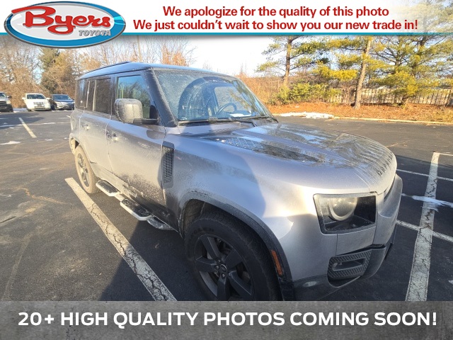 2022 Land Rover Defender X-Dynamic SE's photo