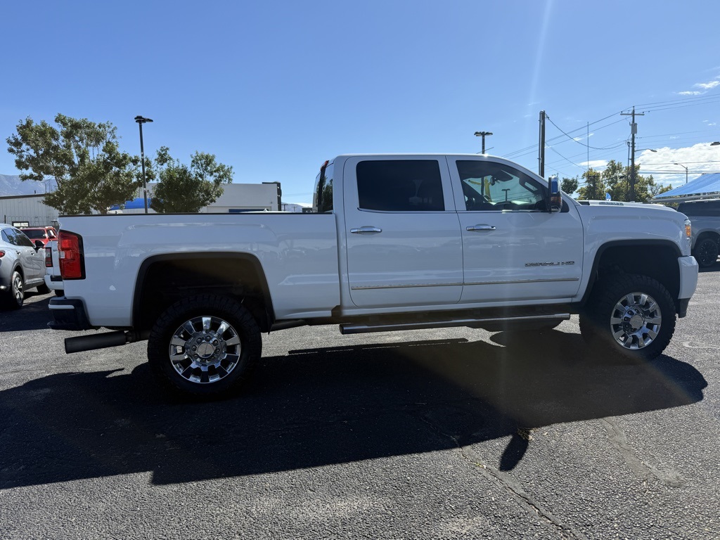 2017 Gmc Sierra Denali photo 4