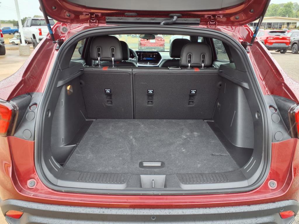 2025 Chevrolet Trax photo 15