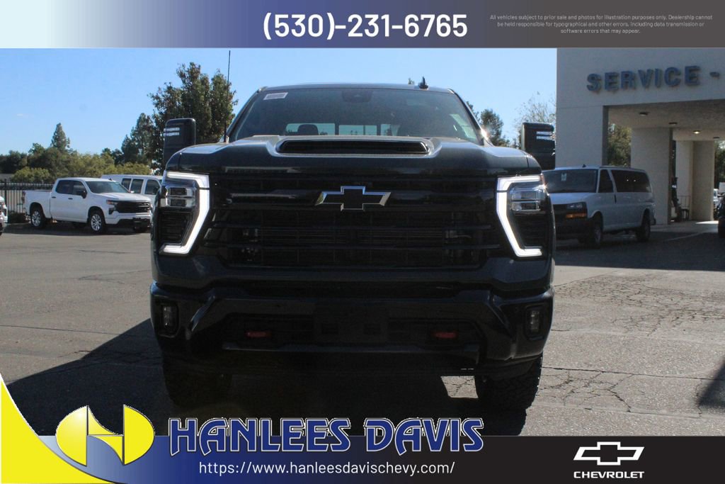 2026 Chevrolet Silverado 2500HD LTZ photo 4