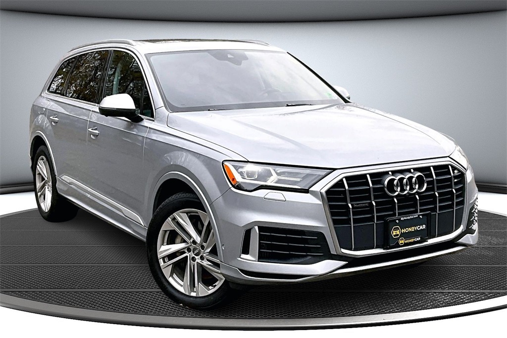 2020 Audi Q7 Premium Plus's photo