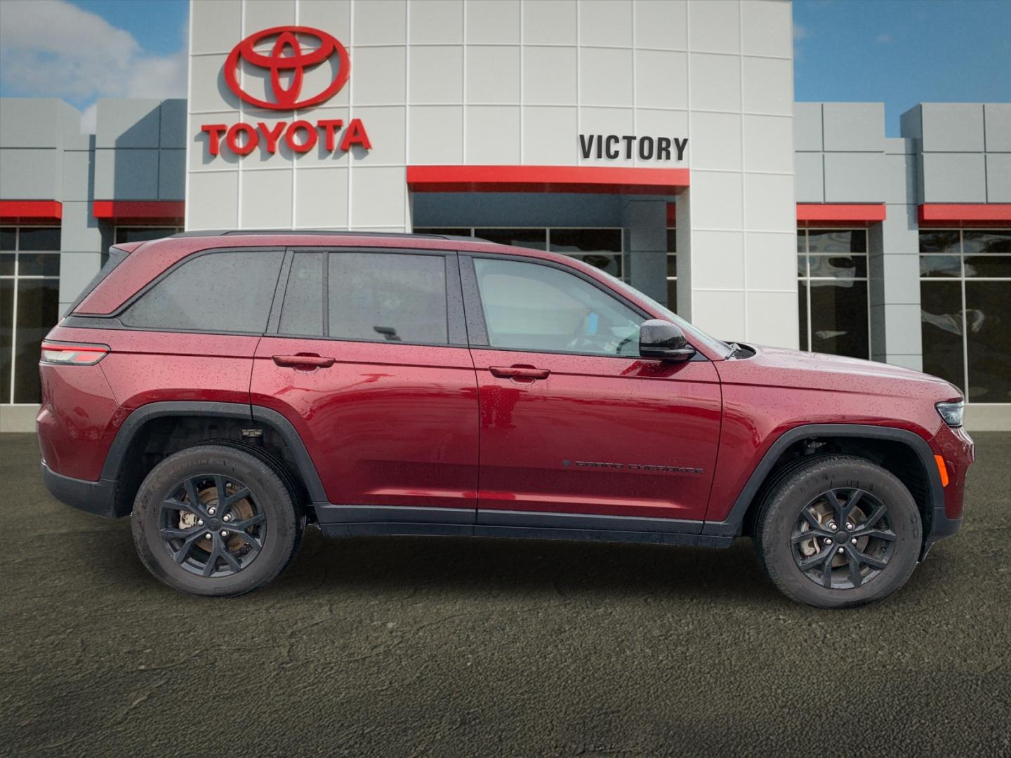 2024 Jeep Grand Cherokee Altitude X photo 2