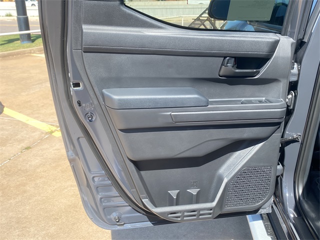 2025 Toyota Tacoma SR5 4x4 Double Cab photo 11