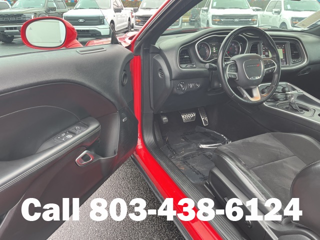 2018 Dodge Challenger SXT photo 3