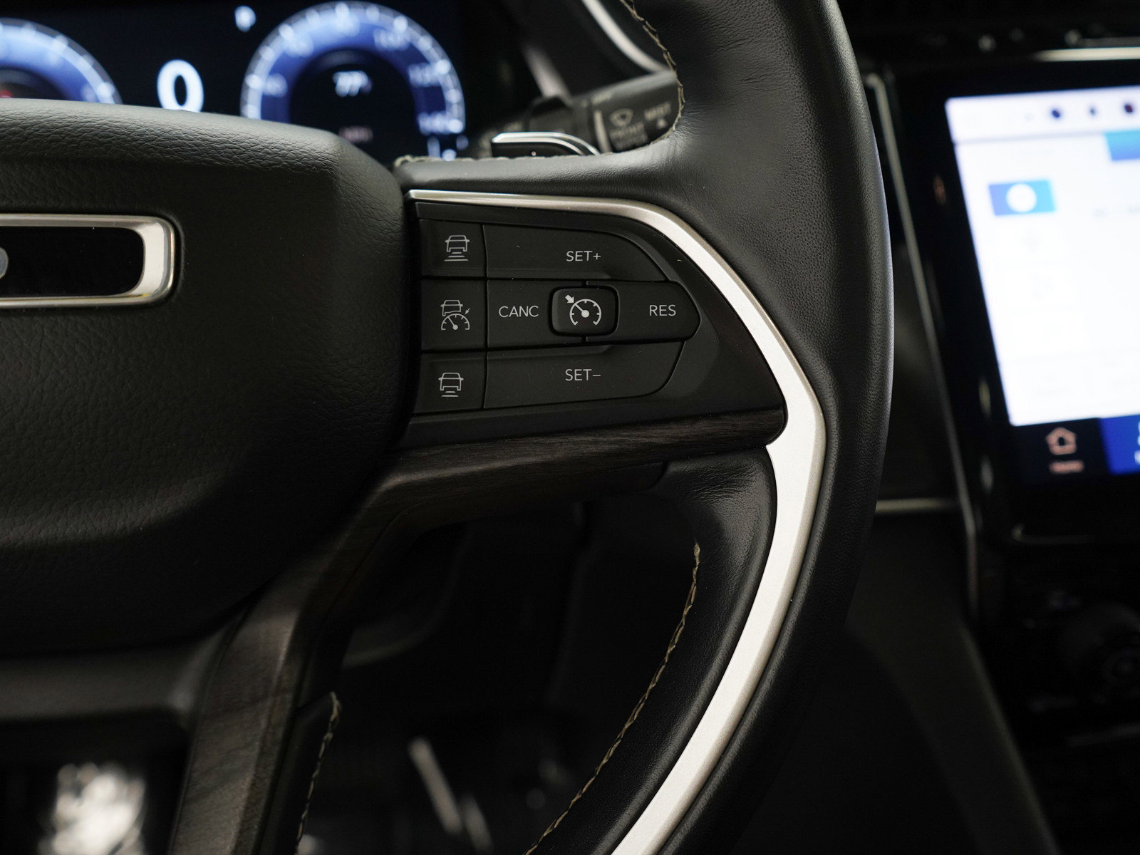 2021 Jeep Grand Cherokee Limited photo 23