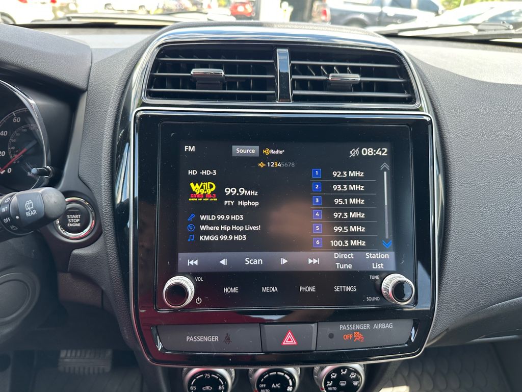 2024 Mitsubishi Outlander Sport SEL photo 11
