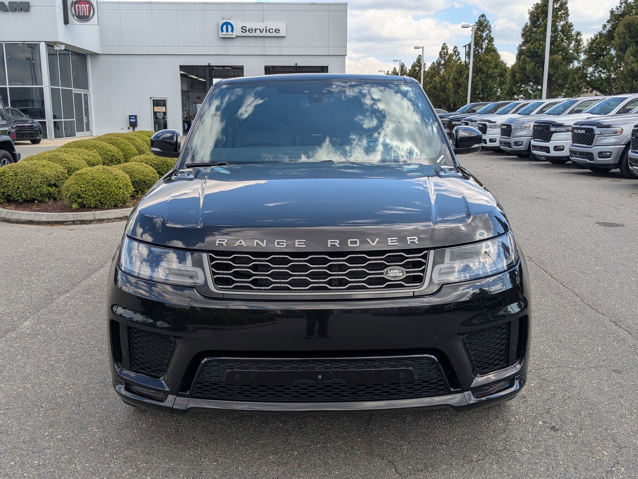 2020 Land Rover Range Rover Sport HSE Dynamic photo 2