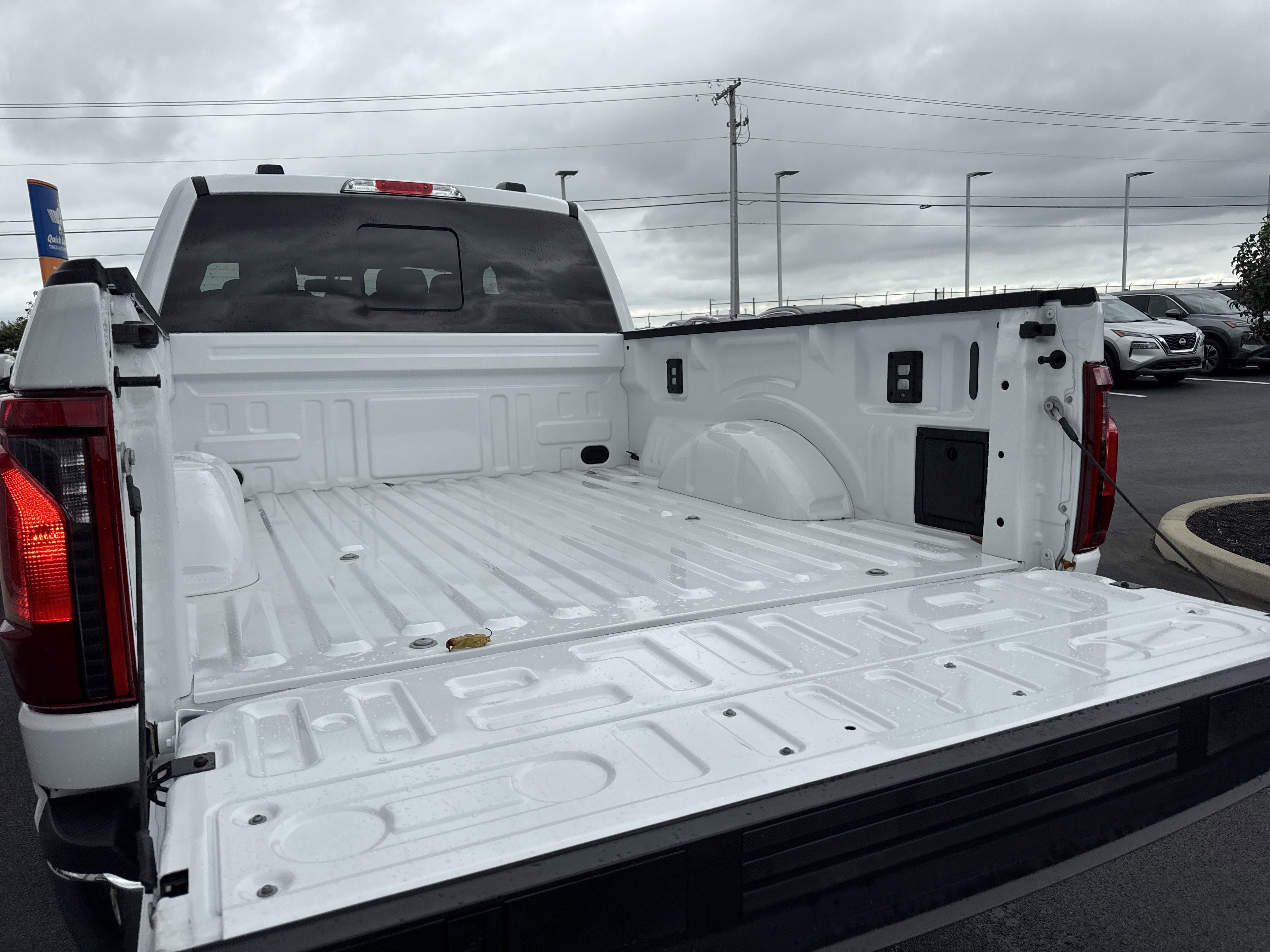 2024 Ford F-150 XLT photo 14