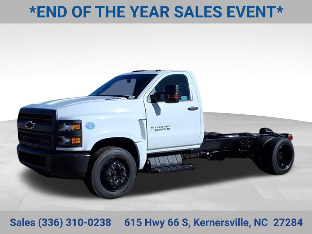 2024 Chevrolet Silverado 4500 Medium Duty Chassis Cab Work Truck's photo