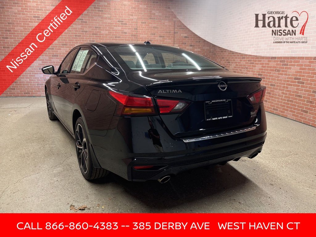 2023 Nissan Altima 2.5 SR photo 3