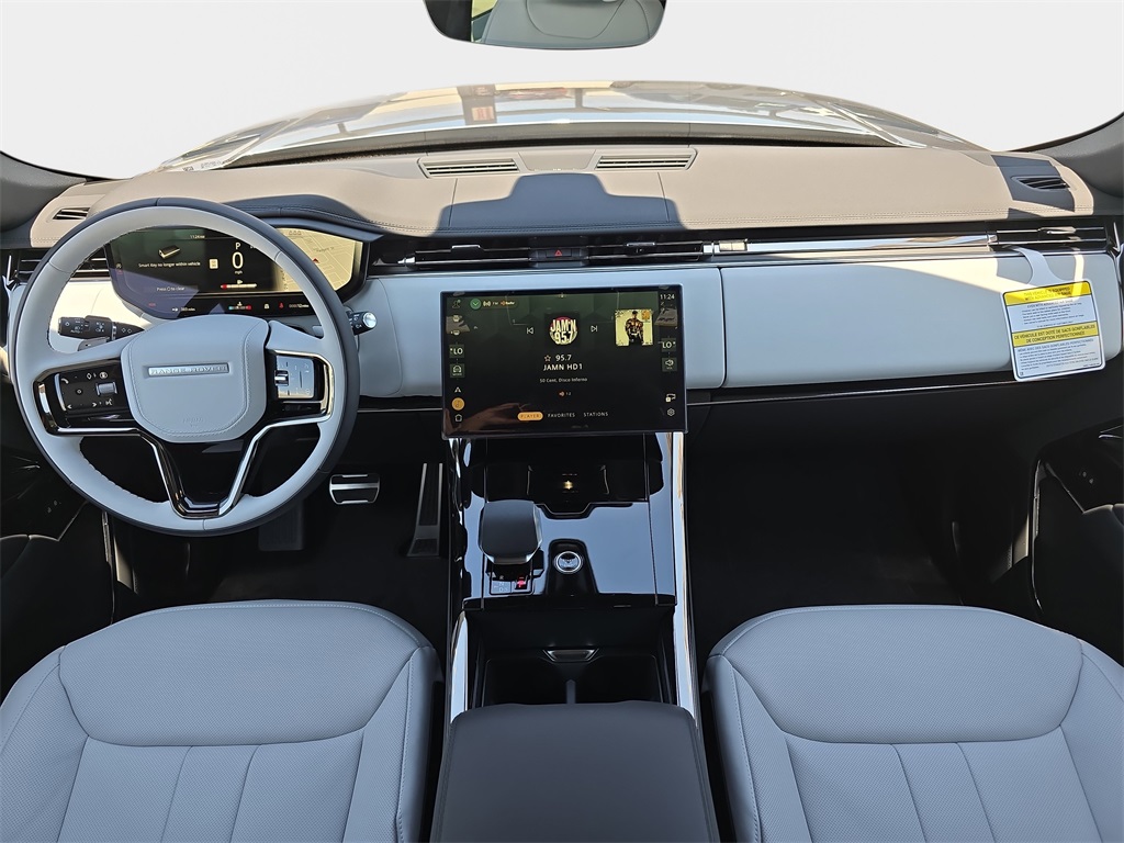 2025 Land Rover Range Rover Sport SE photo 7