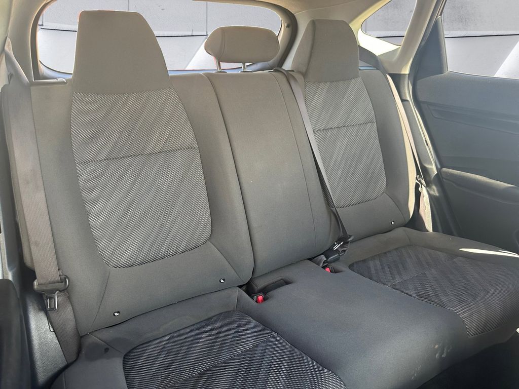 2023 Kia Seltos LX photo 13