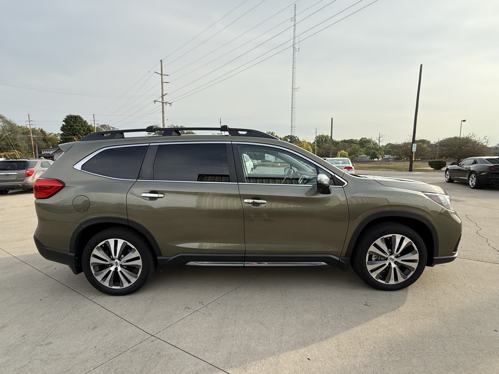 2022 Subaru Ascent Touring photo 8