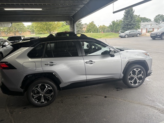2024 Toyota RAV4 Prime XSE photo 4