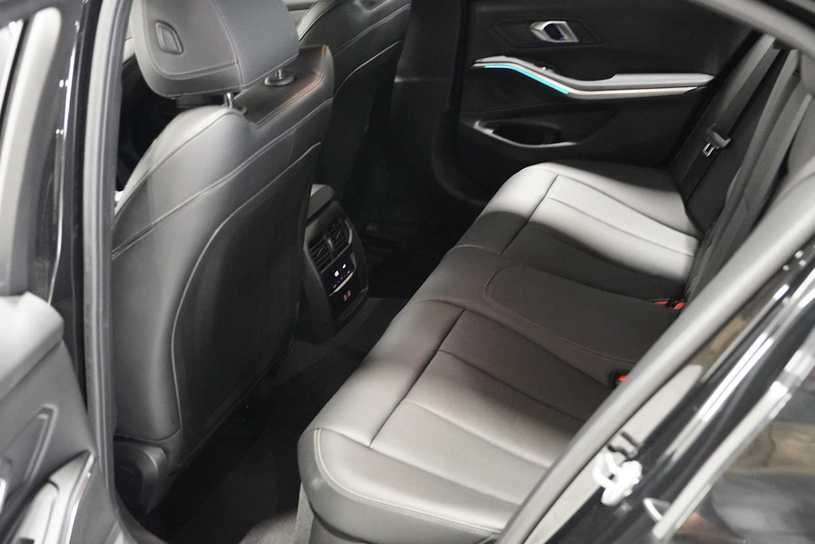 2025 Bmw 330i xDrive photo 23