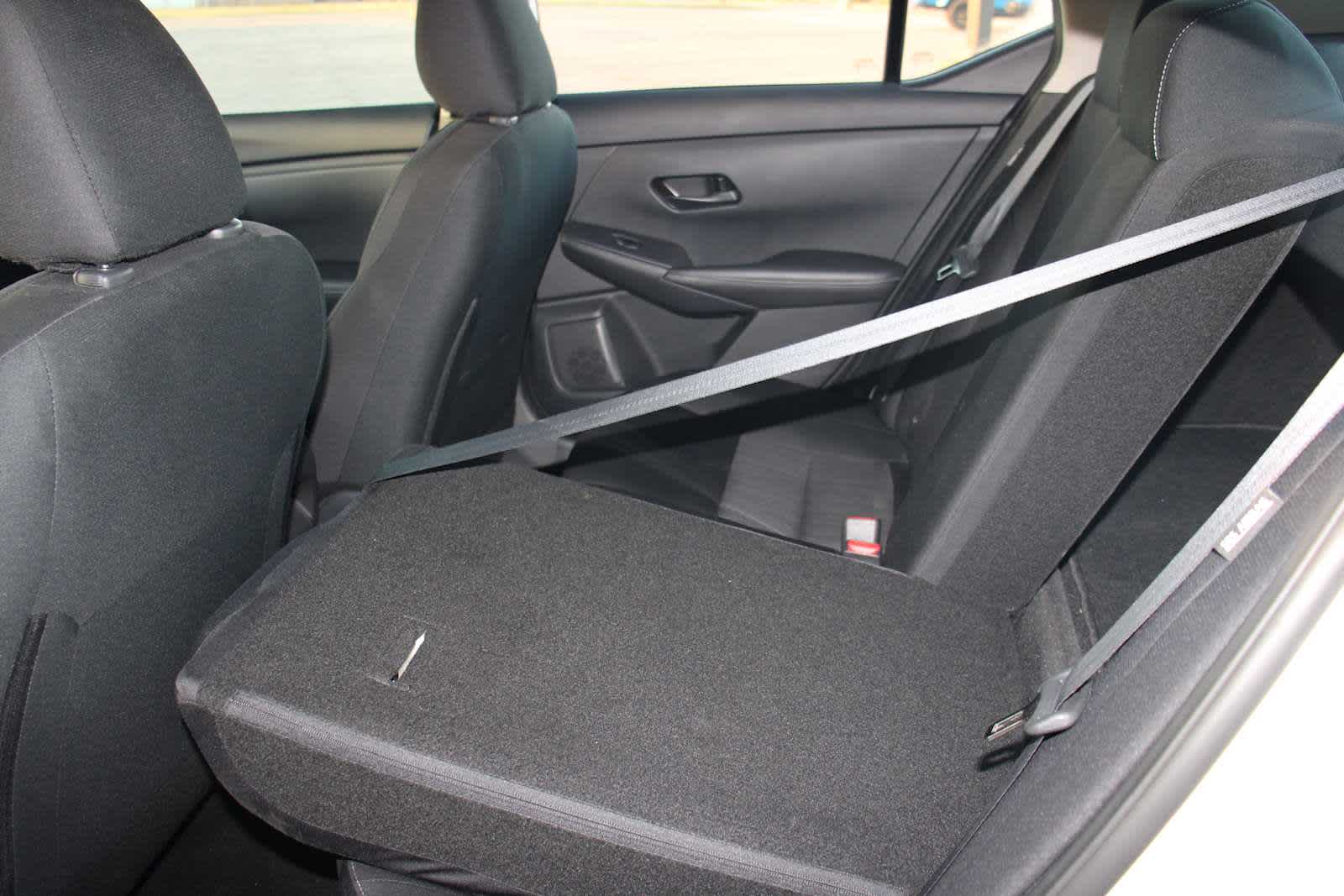 2024 Nissan Sentra SV photo 40
