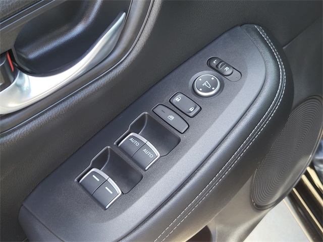 2025 Honda HR-V EX-L photo 14