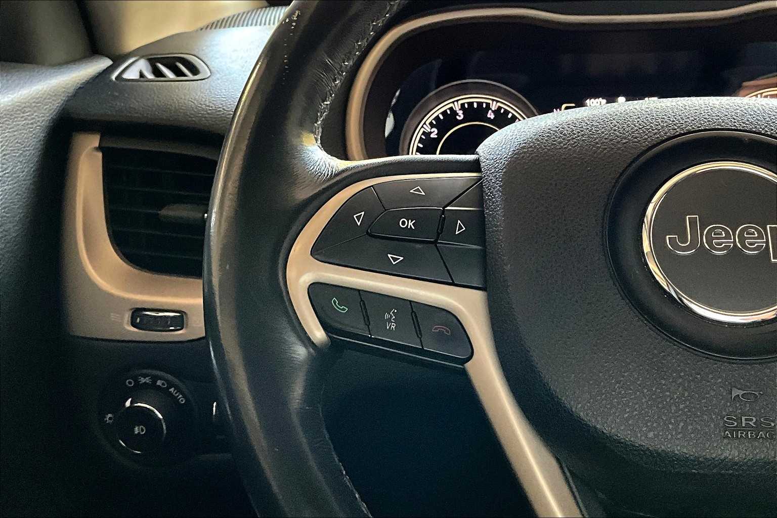 2015 Jeep Cherokee Latitude photo 22
