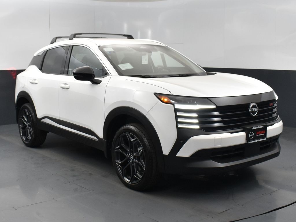 2026 Nissan KICKS SR's photo