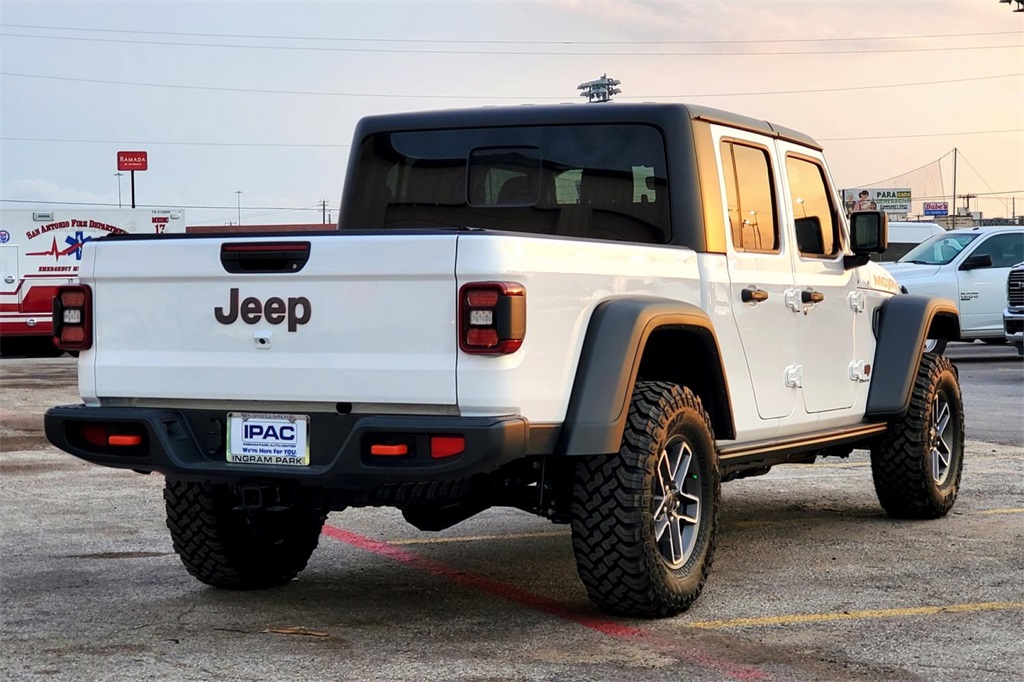 2025 Jeep Gladiator Mojave photo 3
