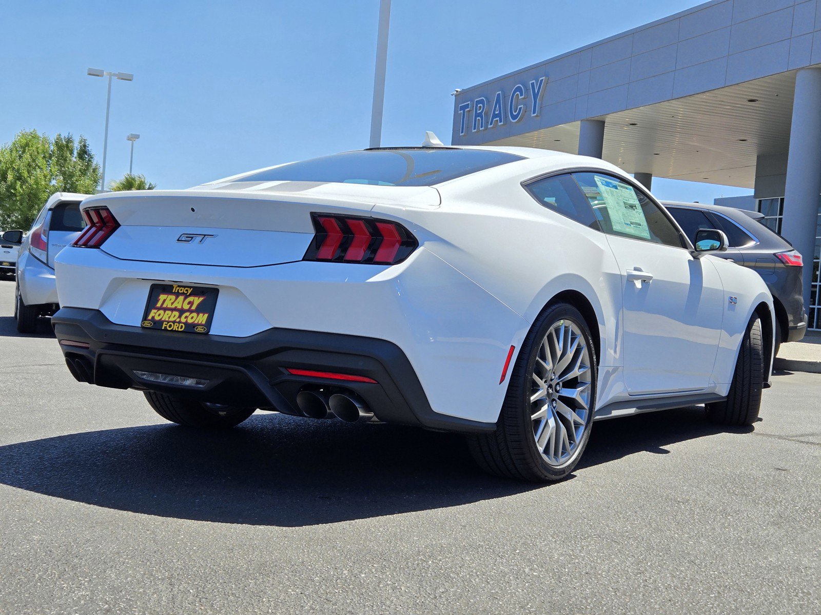 2025 Ford Mustang GT Premium photo 4