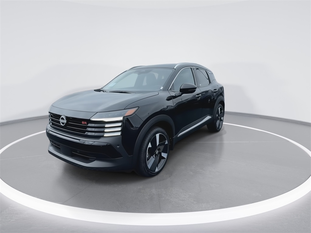 2025 Nissan Kicks SR photo 3