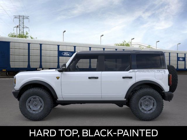2025 Ford Bronco Badlands photo 3