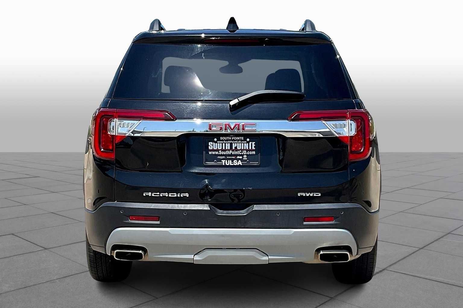 2023 Gmc Acadia SLT photo 4