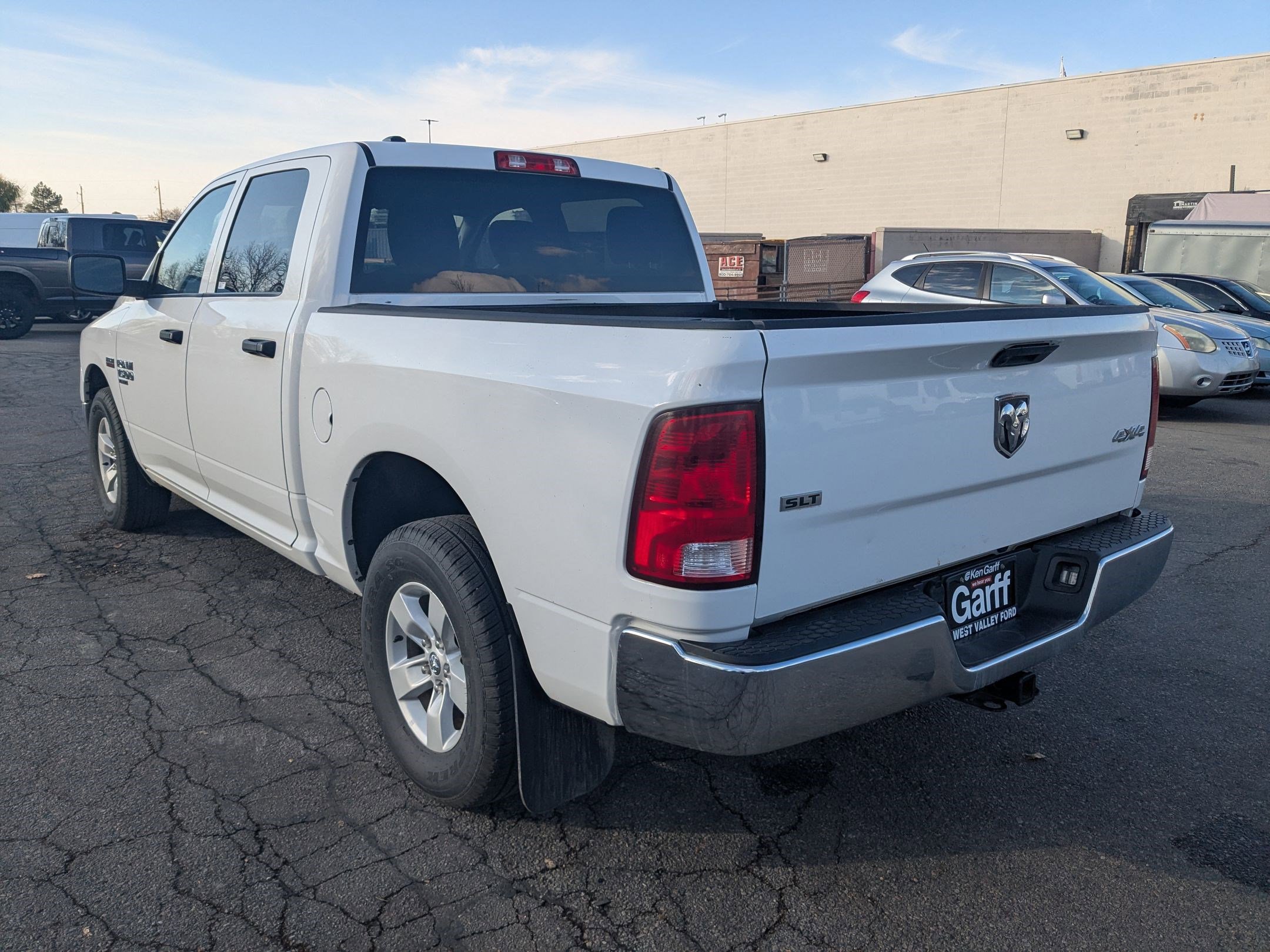 2023 Ram 1500 Classic SLT photo 4