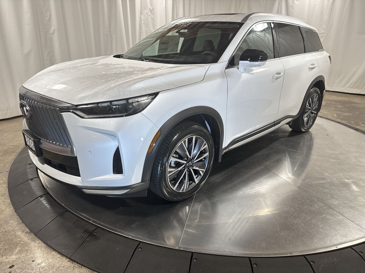 2026 INFINITI QX60 LUXE's photo