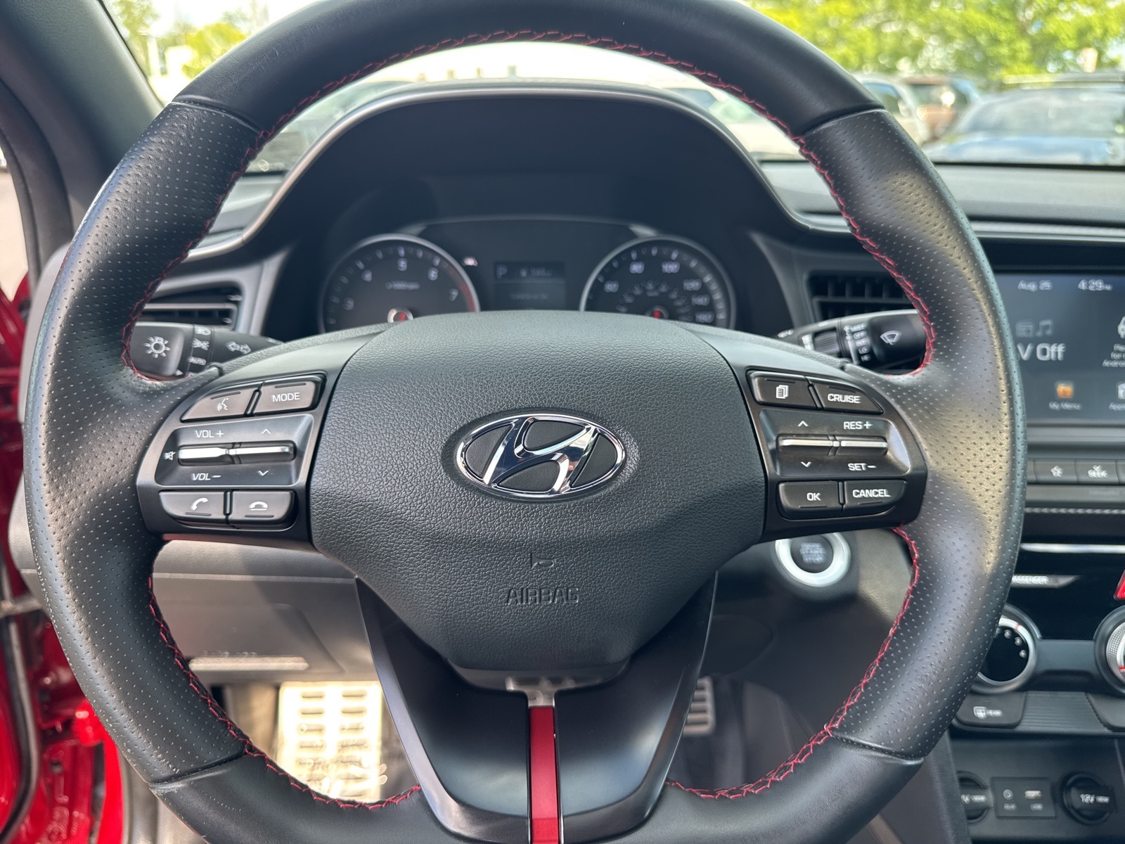 2019 Hyundai Elantra Sport photo 21