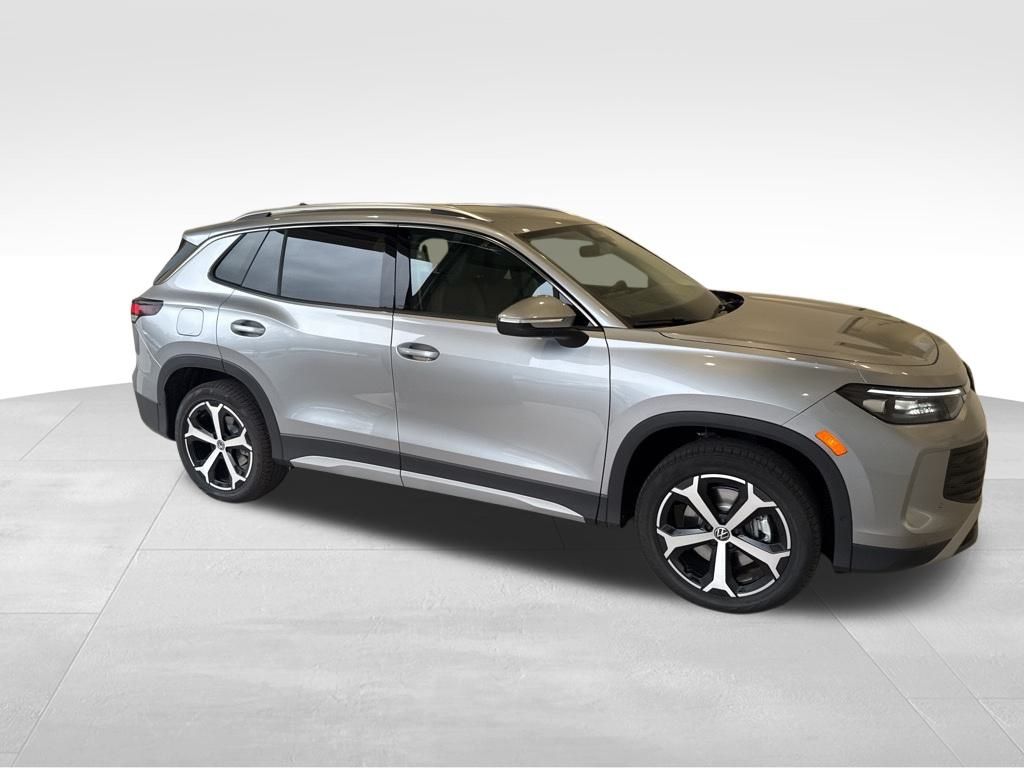 2025 Volkswagen Tiguan SE photo 6